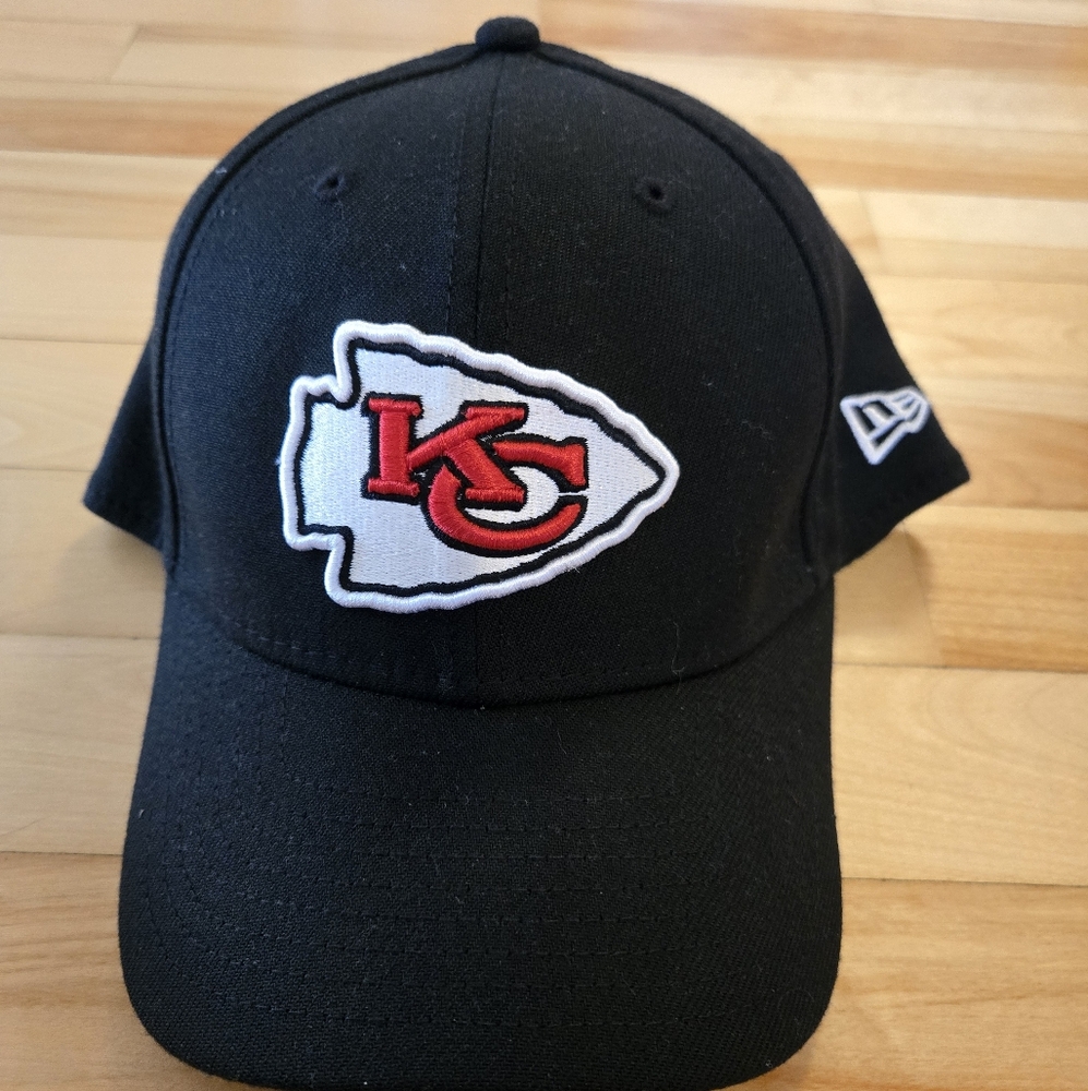 New Era Black Cap with NFL Kansas City Chiefs Logo Large/XL